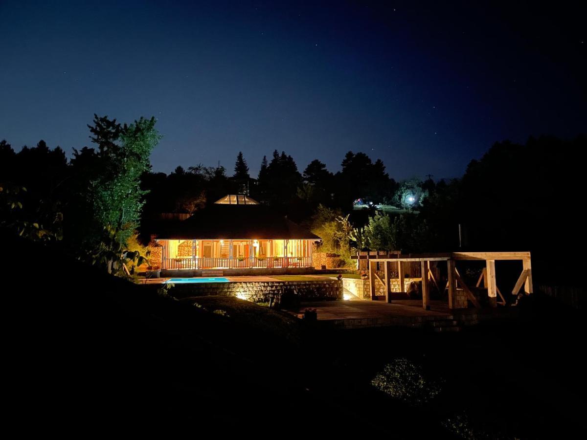 Villa Casa Thymus Soveja Exterior foto
